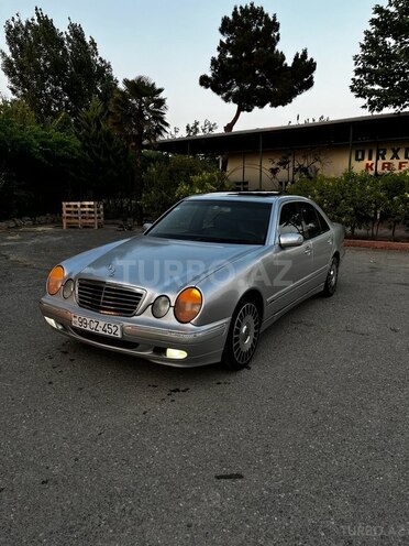 Mercedes E 280 2000, 350,000 km - 2.8 л - Salyan