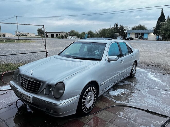 Mercedes E 280 2000, 350,000 km - 2.8 л - Salyan