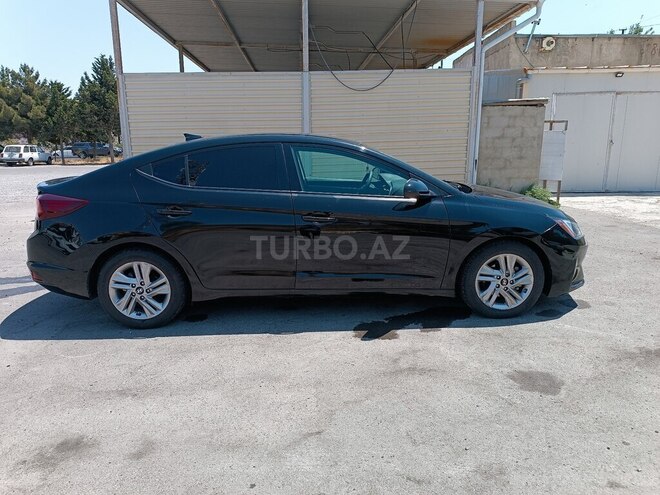 Hyundai Elantra 2019, 137,586 km - 2.0 л - Bakı