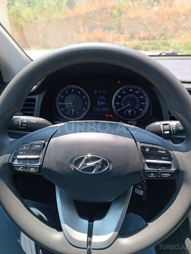 Hyundai Elantra 2019, 137,586 km - 2.0 л - Bakı