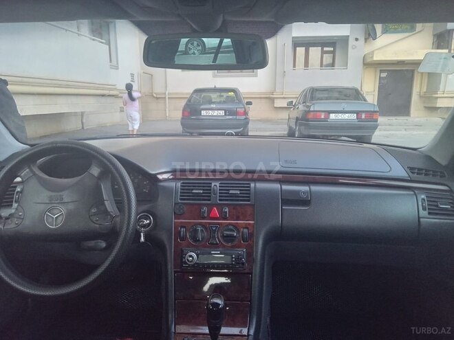 Mercedes E 220 d 2000, 350,000 km - 2.2 l - Bakı