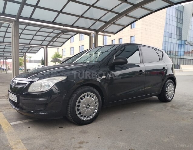 Hyundai i30 2008, 246,635 km - 1.4 l - Quba