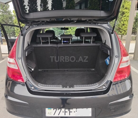 Hyundai i30 2008, 246,635 km - 1.4 l - Quba