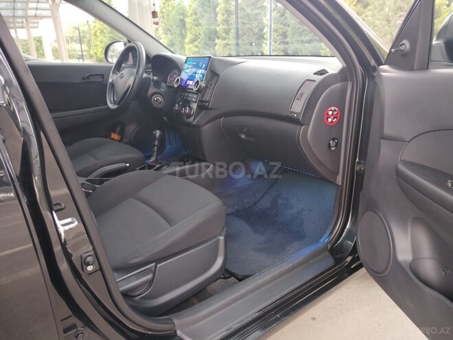 Hyundai i30 2008, 246,635 km - 1.4 l - Quba
