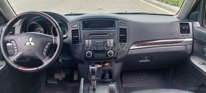 Mitsubishi Pajero 2012, 237,000 km - 3.0 л - Gəncə