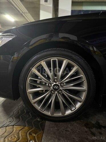 Hyundai Grandeur 2017, 178,000 km - 2.4 л - Bakı