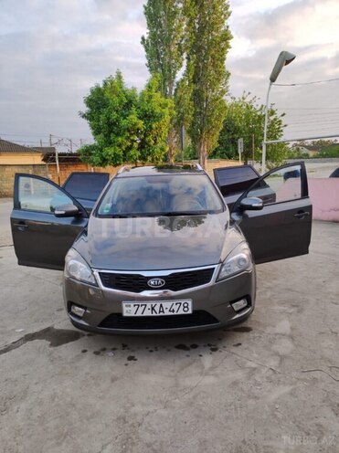 Kia Ceed 2010, 216,000 km - 1.4 л - Bakı