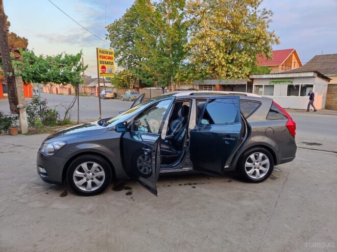 Kia Ceed 2010, 216,000 km - 1.4 л - Bakı