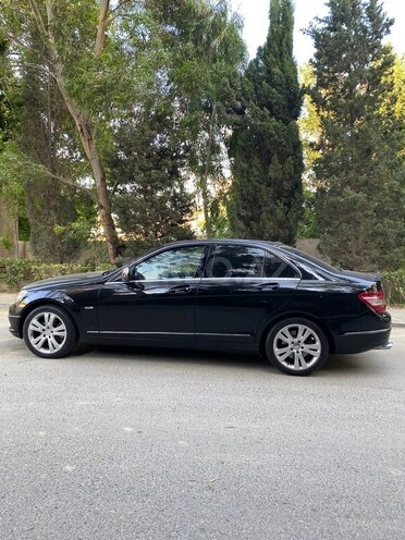 Mercedes C 300 2008, 256,000 km - 3.0 l - Bakı