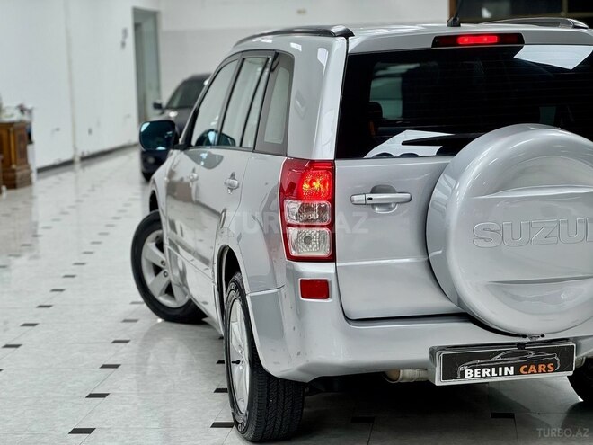 Suzuki Grand Vitara-11