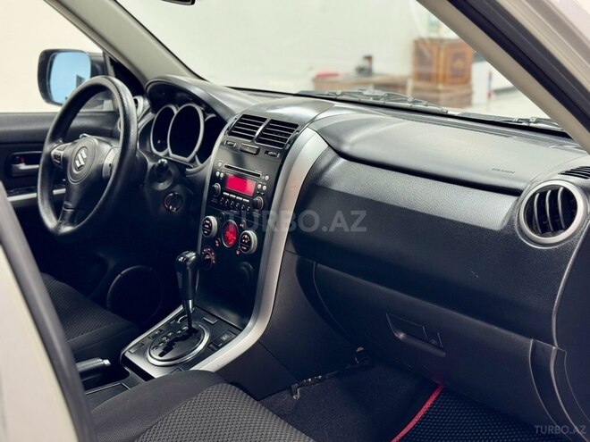 Suzuki Grand Vitara-14