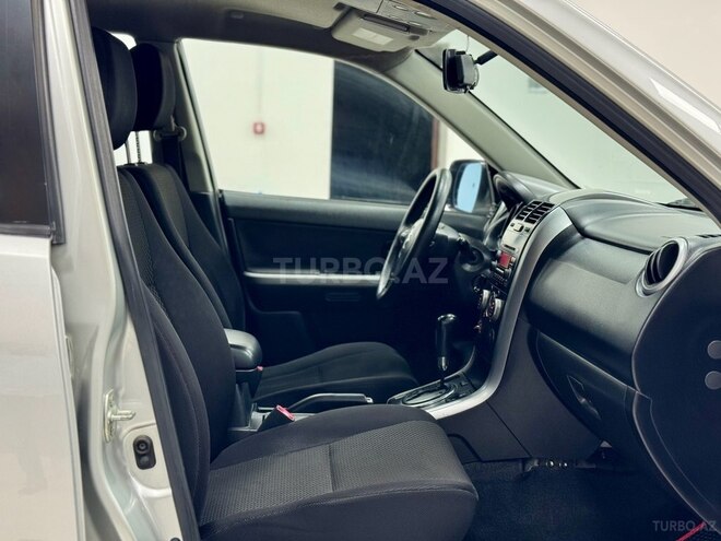 Suzuki Grand Vitara-15
