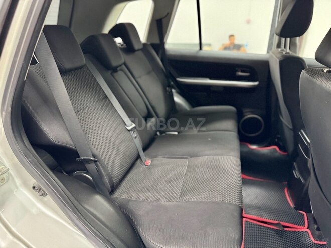 Suzuki Grand Vitara-23
