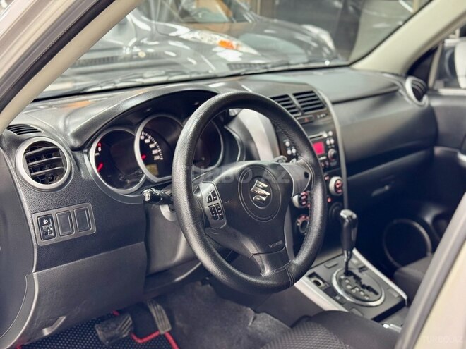 Suzuki Grand Vitara-27