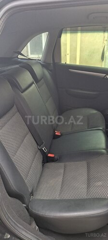 Mercedes B 180 2009, 169,000 km - 1.7 l - Bakı