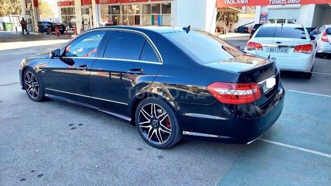 Mercedes E 220 d 2009, 276,000 km - 2.1 l - Bakı