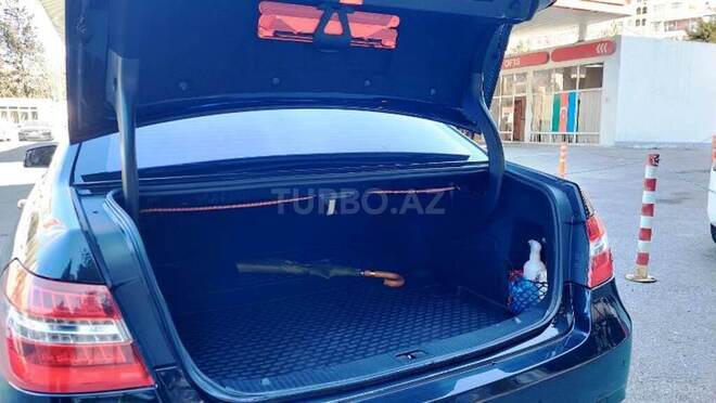 Mercedes E 220 d 2009, 276,000 km - 2.1 l - Bakı