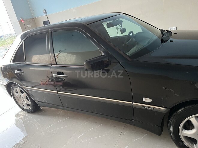 Mercedes C 240 1999, 273,230 km - 2.4 l - Sumqayıt