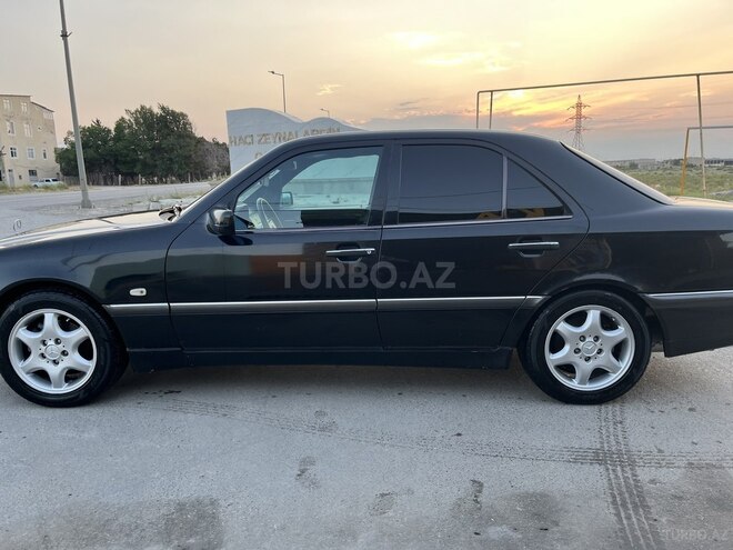 Mercedes C 240 1999, 273,230 km - 2.4 l - Sumqayıt