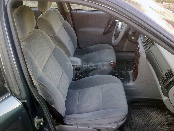 Opel Vectra 2000, 233,000 km - 1.8 l - Mingəçevir