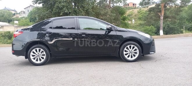 Toyota Corolla 2018, 115,000 km - 1.5 л - Bakı