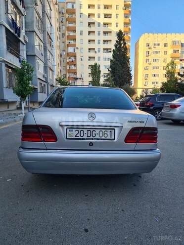 Mercedes E 200 1999, 381,000 km - 2.0 l - Bakı