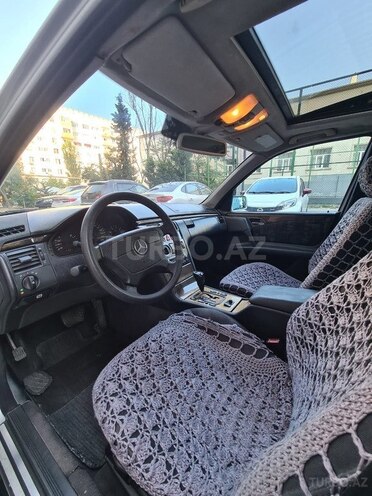Mercedes E 200 1999, 381,000 km - 2.0 l - Bakı