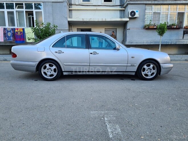 Mercedes E 200 1999, 381,000 km - 2.0 l - Bakı