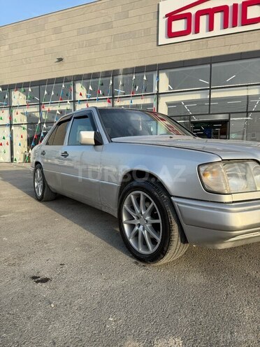 Mercedes E 220 1994, 545,000 km - 2.2 l - Bakı