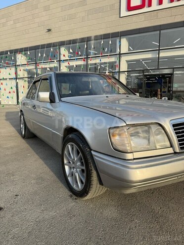 Mercedes E 220 1994, 545,000 km - 2.2 l - Bakı