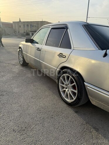 Mercedes E 220 1994, 545,000 km - 2.2 l - Bakı