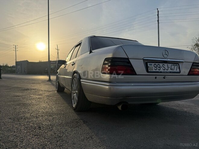 Mercedes E 220 1994, 545,000 km - 2.2 l - Bakı