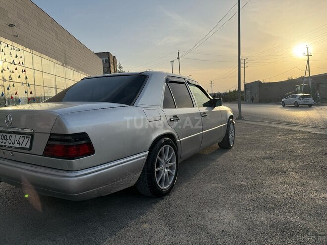 Mercedes E 220 1994, 545,000 km - 2.2 l - Bakı