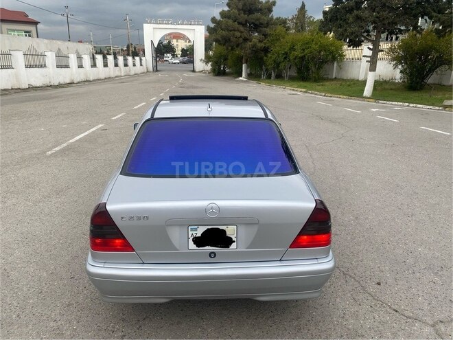 Mercedes C 230 2000, 250,000 km - 2.3 л - Bakı