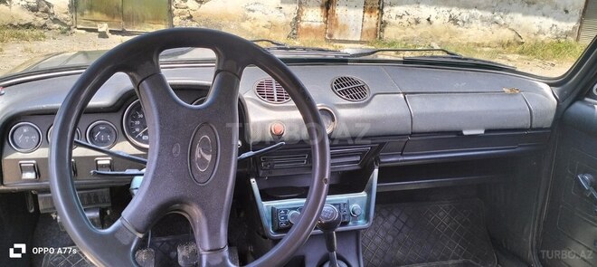 LADA (VAZ) 2106 2001, 50,000 km - 1.6 l - Lerik