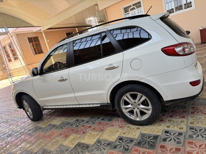 Hyundai Santa Fe 2011, 133,000 km - 2.4 л - Tovuz