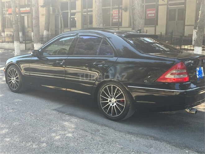 Mercedes C 240 2001, 241,000 km - 2.6 л - Sumqayıt
