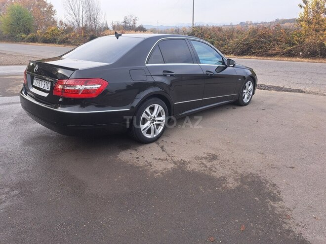 Mercedes E 220 d 2009, 212,000 km - 2.2 l - Qazax