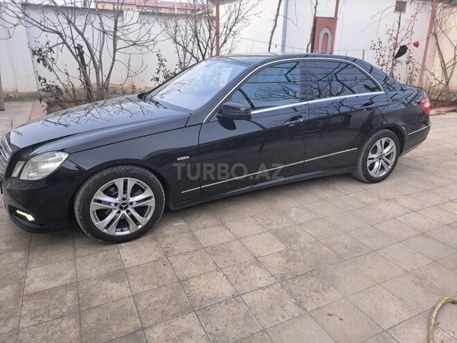 Mercedes E 220 d 2009, 212,000 km - 2.2 l - Qazax