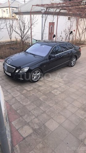 Mercedes E 220 d 2009, 212,000 km - 2.2 l - Qazax