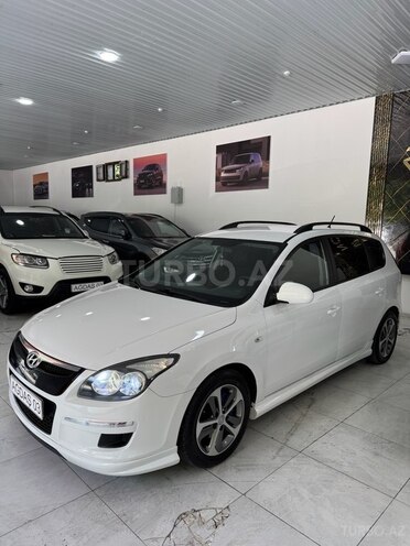 Hyundai i30 2009, 273,000 km - 1.4 л - Ağdaş