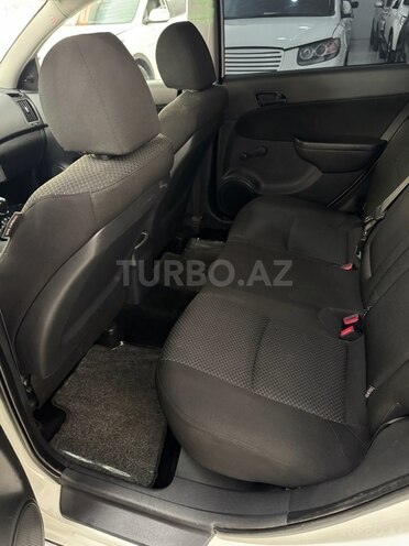 Hyundai i30 2009, 273,000 km - 1.4 л - Ağdaş