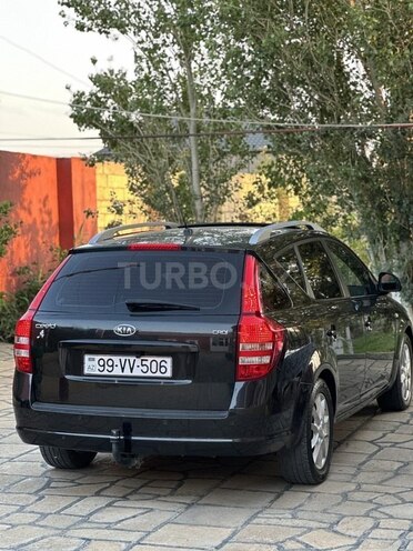 Kia  2008, 270,000 km - 1.6 l - Bakı