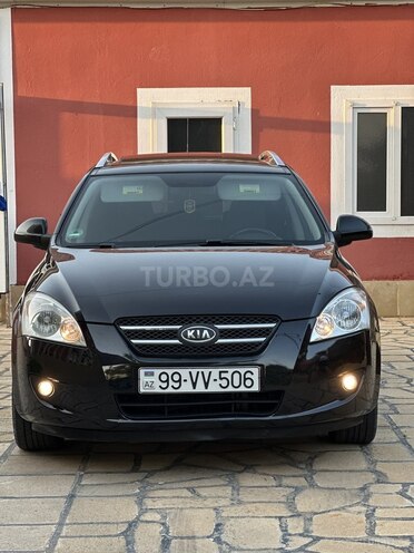Kia  2008, 270,000 km - 1.6 l - Bakı