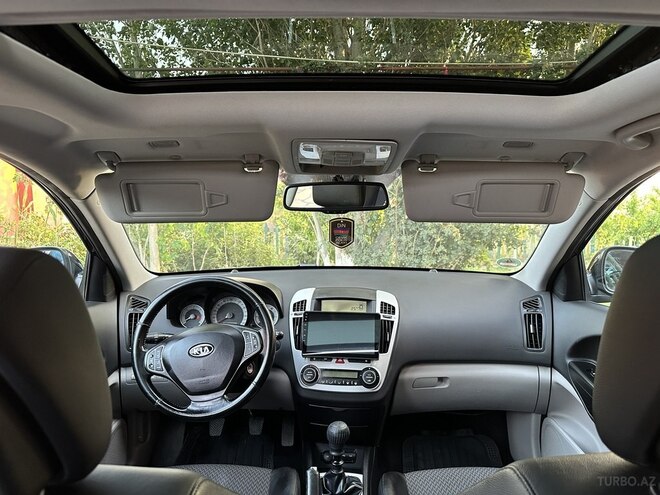 Kia  2008, 270,000 km - 1.6 l - Bakı
