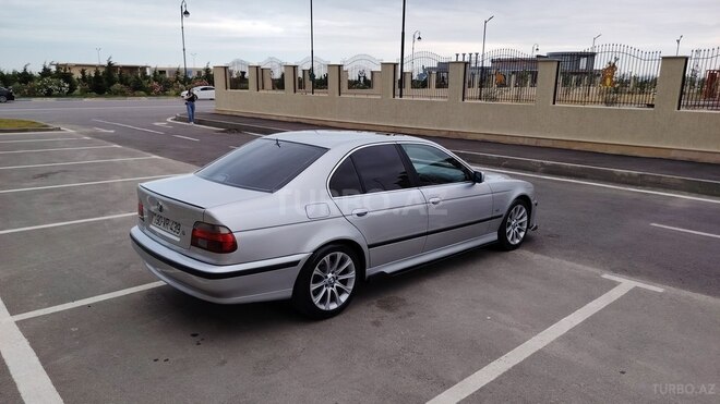 BMW 325 2001, 215,000 km - 2.5 l - Sumqayıt