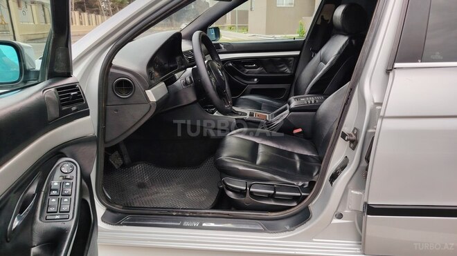 BMW 325 2001, 215,000 km - 2.5 l - Sumqayıt