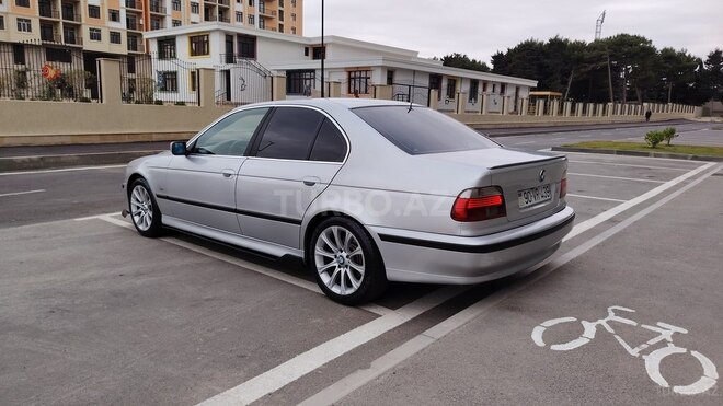 BMW 325 2001, 215,000 km - 2.5 l - Sumqayıt