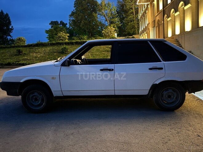 LADA (VAZ) 2109 1995, 130,000 km - 1.6 l - 