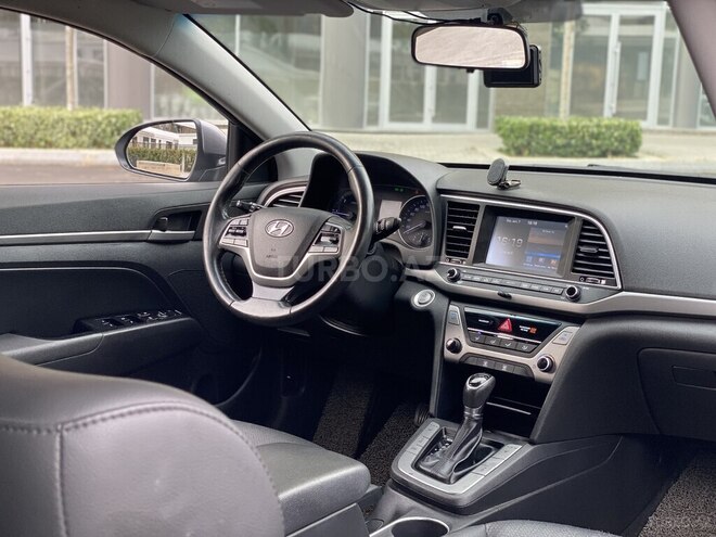 Hyundai Avante 2016, 207,500 km - 1.6 л - Bakı